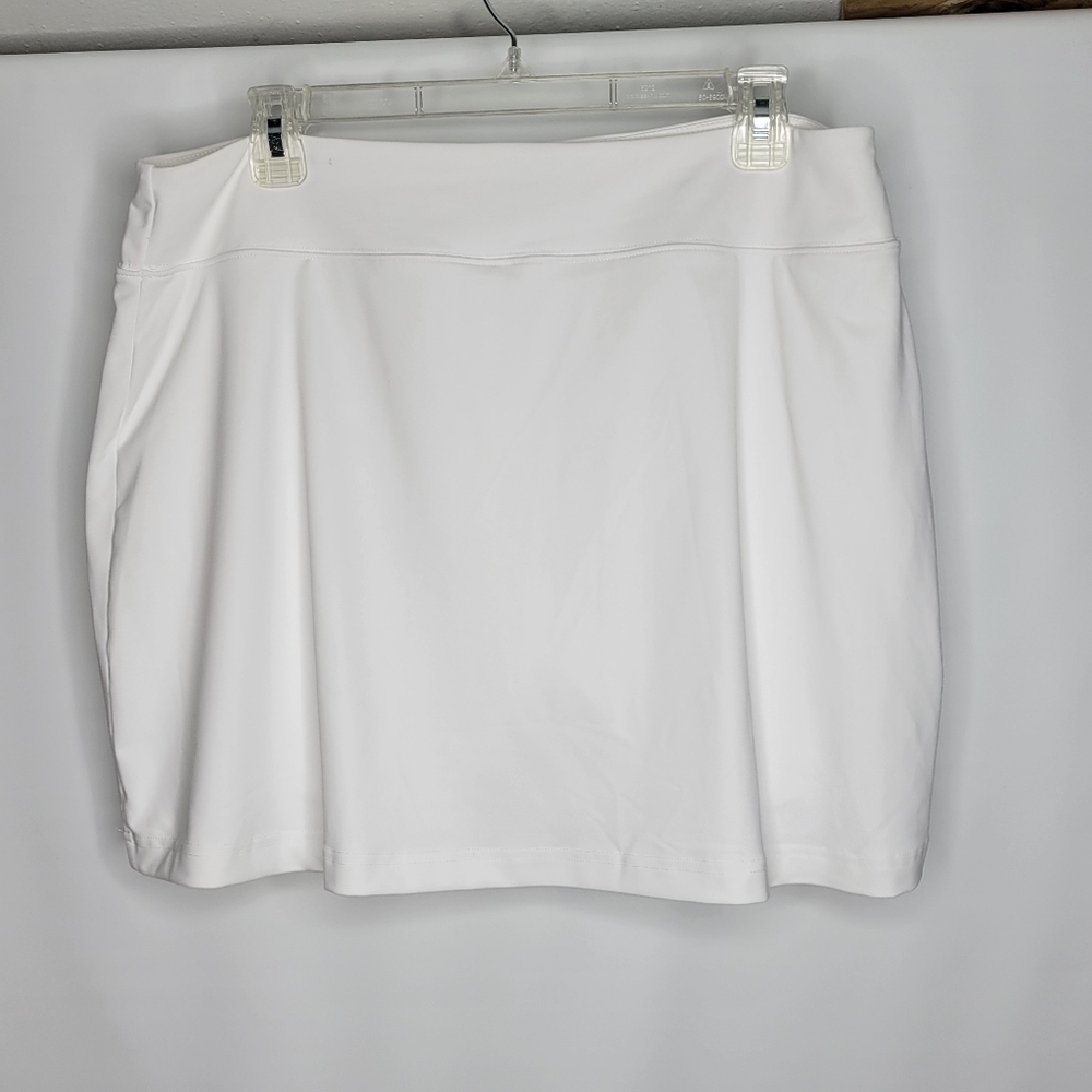 NWOT Fila Sport White Skort Size XL Golf Tennis